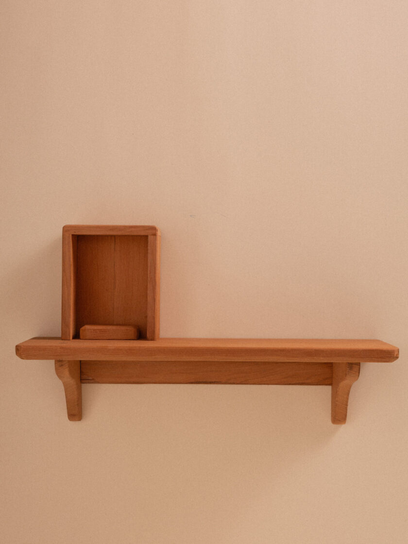 Altar de cedro rojo con capilla portátil - Imagen 8