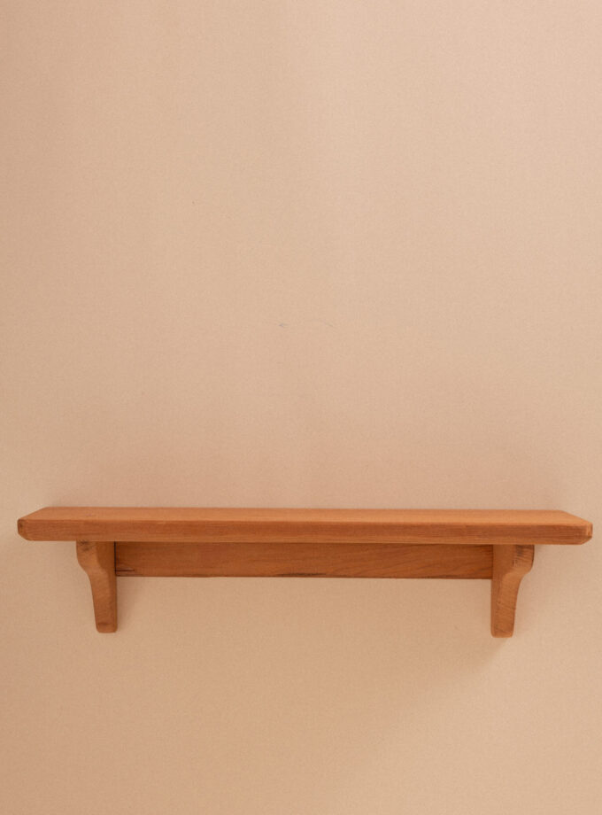 Altar de cedre vermell amb capella portàtil