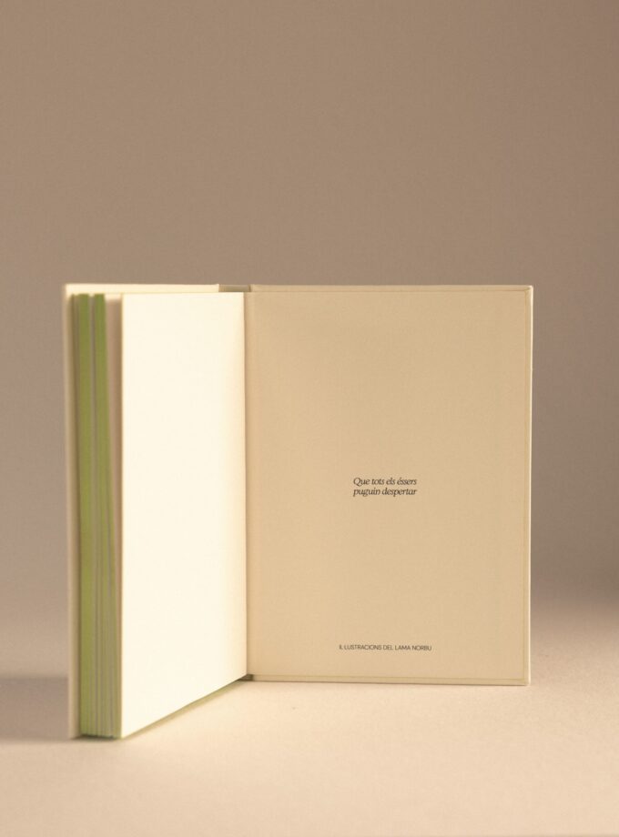 Libreta blanca Guru y Khadro