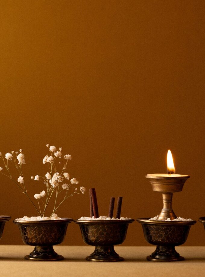 Set of Bowls with Stand